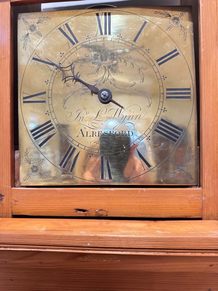 18TH CENTURY SINGLE HAND 30-HOUR PINE TALL CASE CLOCK
