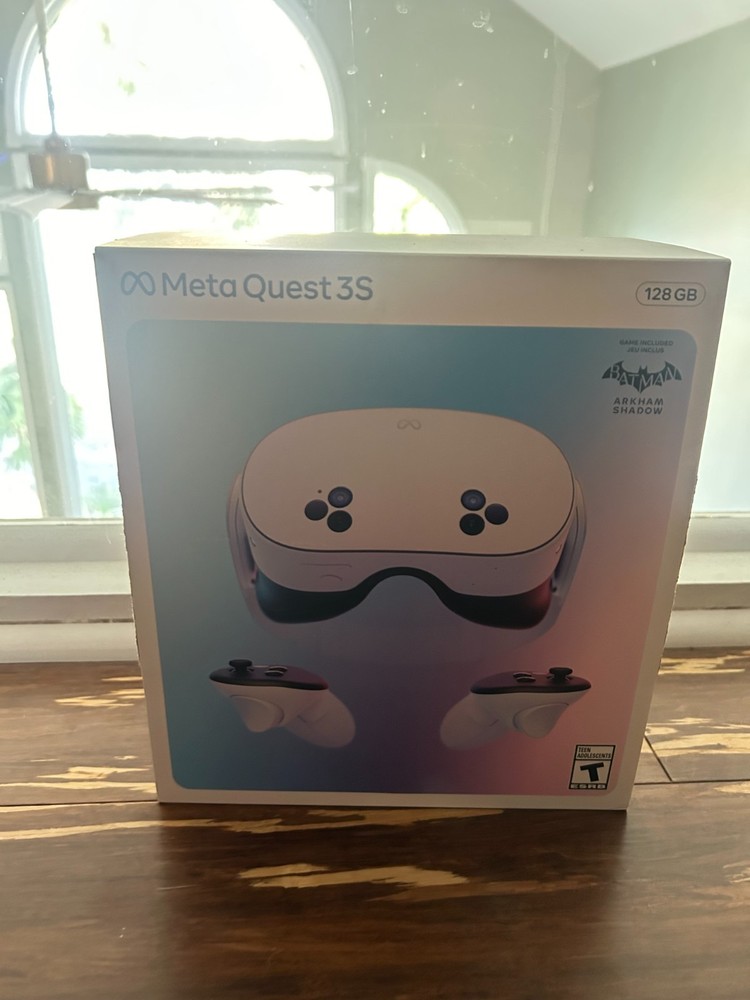 Meta Quest 3S w/ Extras (Meta Elite Strap w Battery / VR Link Cable)