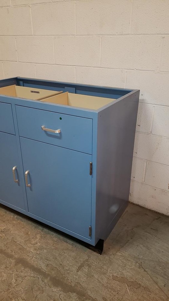 41" 2 Door 2 Drawer Lab Design Casework(S6LLST10046)