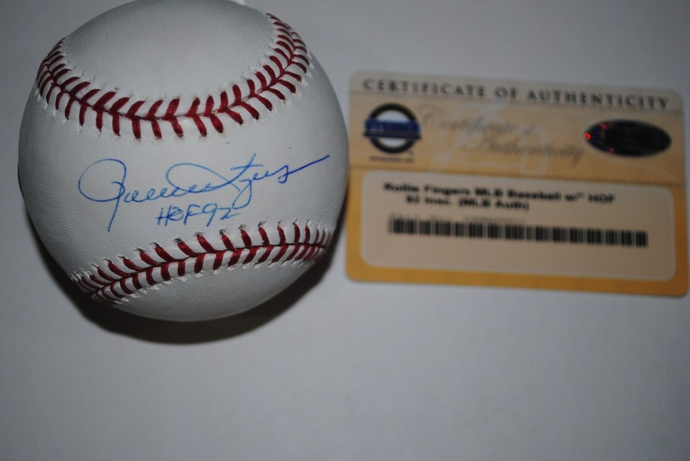 Rollie Fingers Autographed OML Baseball with COA