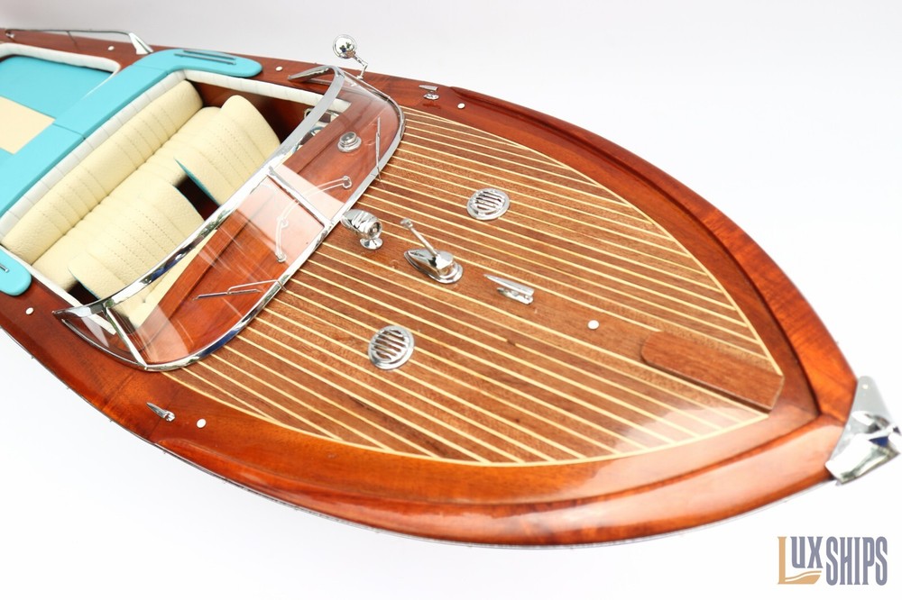 Super Riva Lamborghini Model Ship