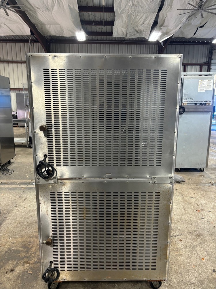BAKERS PRIDE DOUBLE STACK GAS OVEN CYCLONE SERIES