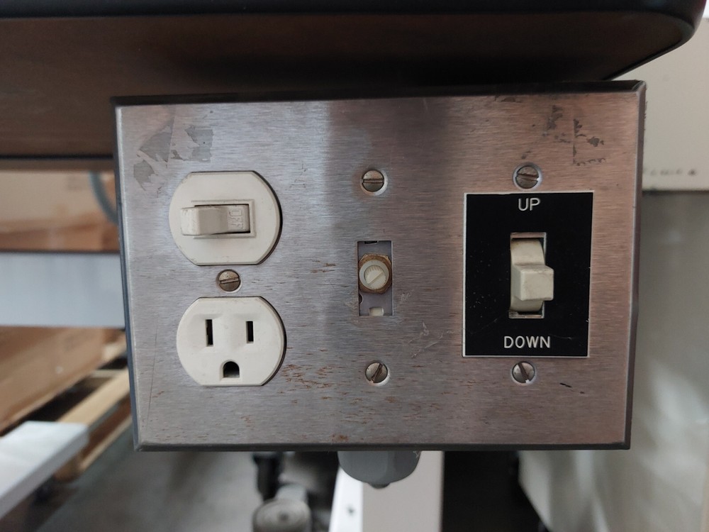 Hermann CNC Ultrasonic Welding System HSSDC w/ Elect'l adjustable height table