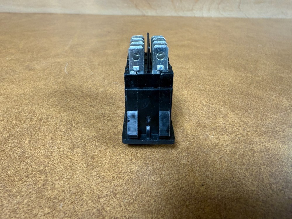 SWANN Series 82 Privacy / Call Switch