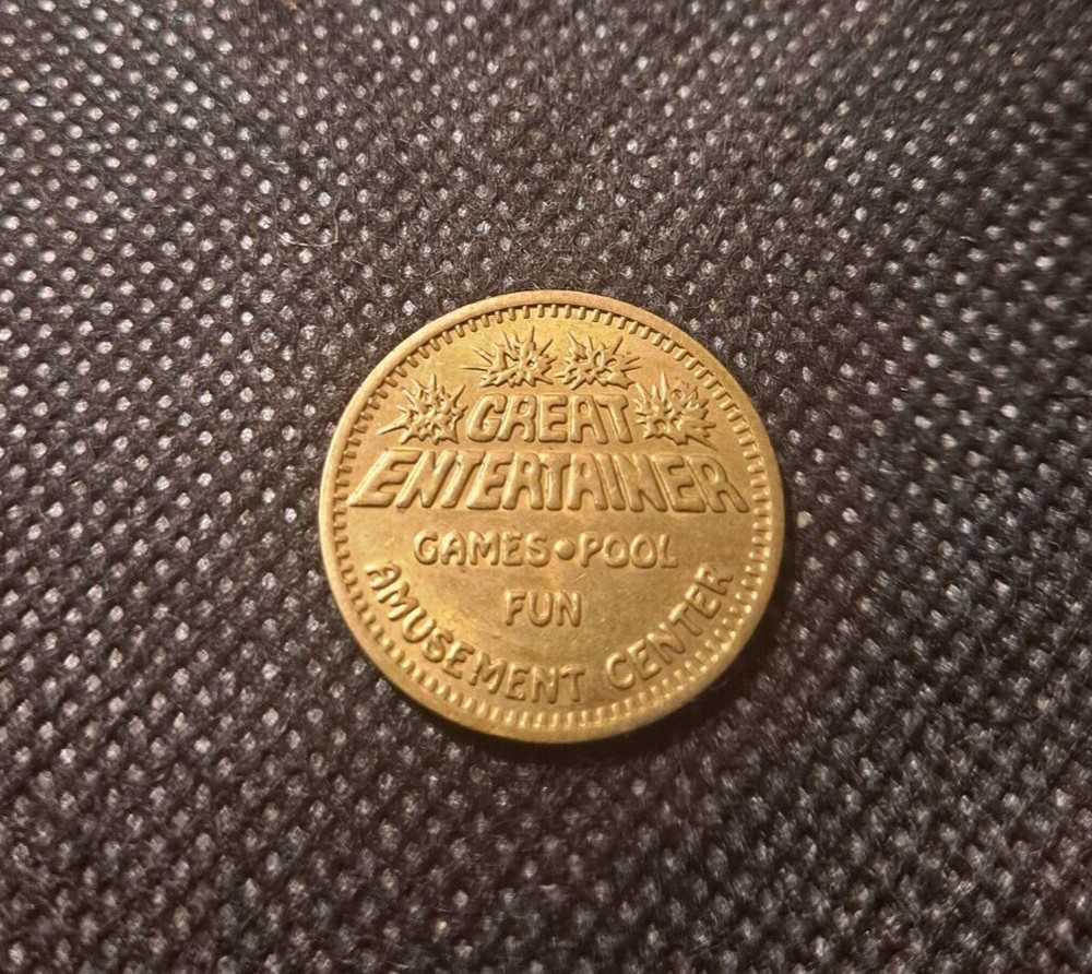 GREAT ENTERTAINER AMUSEMENT CENTER TOKEN!    e9055UXX