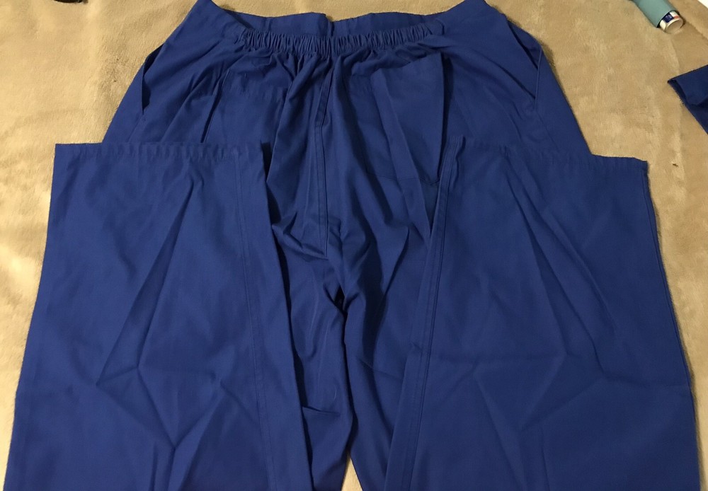 scrubs set size S by NATURAL UNIFORMS