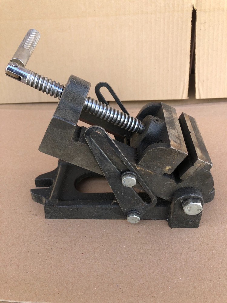 VINTAGE ANGLE TILTING MILLING MACHINEST VISE