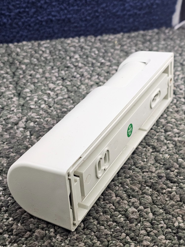 ADI PRO 0E-RXDST Request-to-Exit PIR Sensor With Sequential Triggering