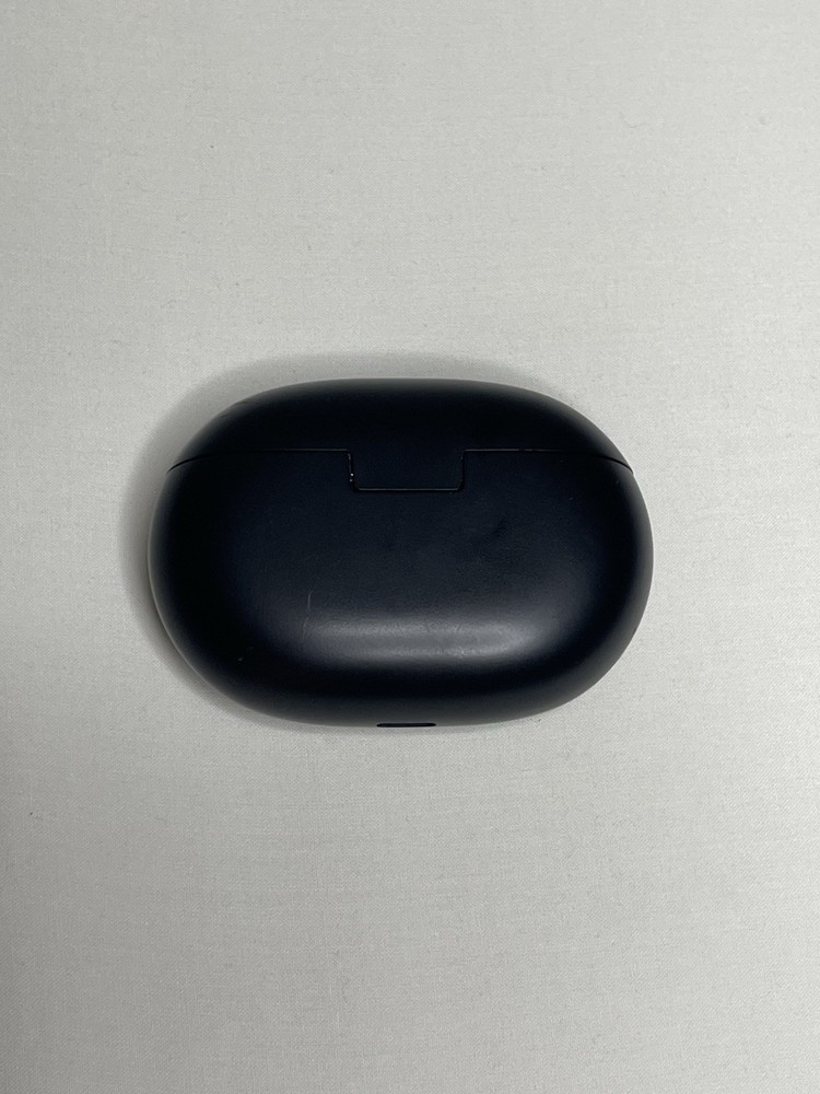 Beats by Dr. Dre Black Charging Case only