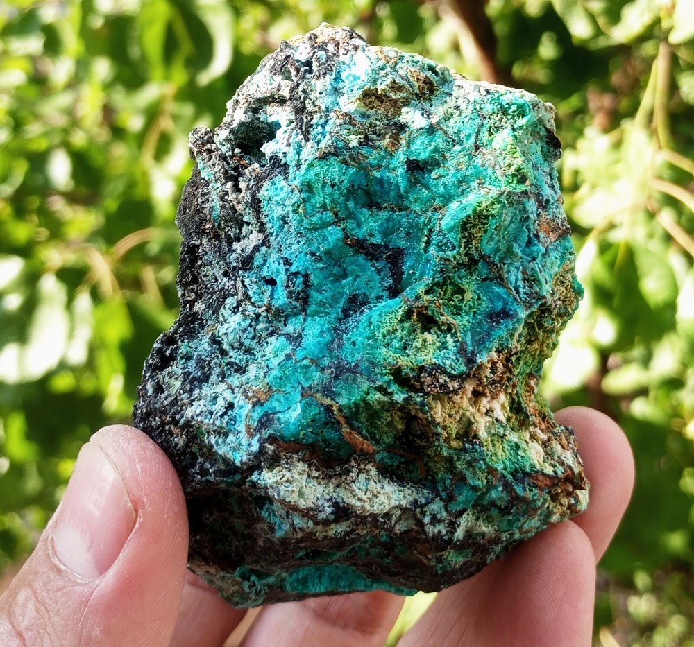 Marvelous Color Aurichalcite