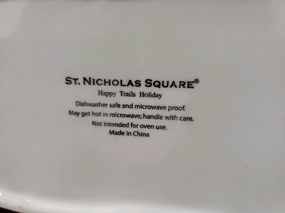 St. Nicholas Square "Happy Trails Holiday" Rectangular Christmas Holiday Tray