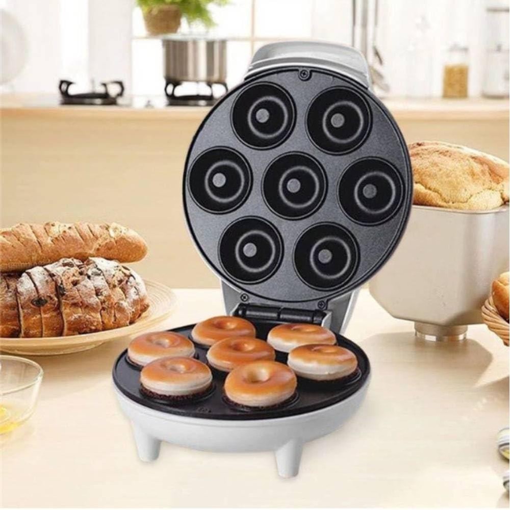 Mini Donut Maker Machine, Electric Non-Stick Surface Makes 7 Small Doughnuts