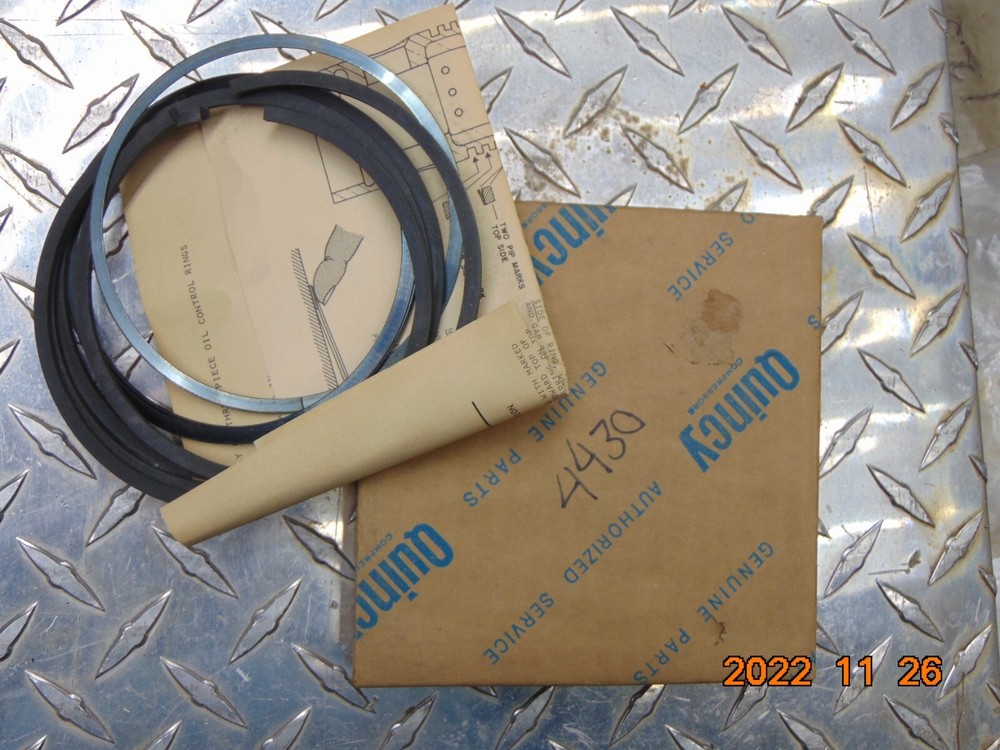 Quincy Ring Set 4430 NOS