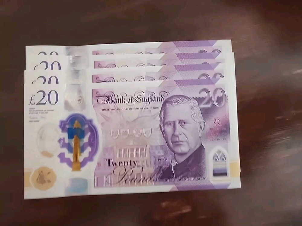 King Charles Uncirculated Sequential 20 Pound Notes