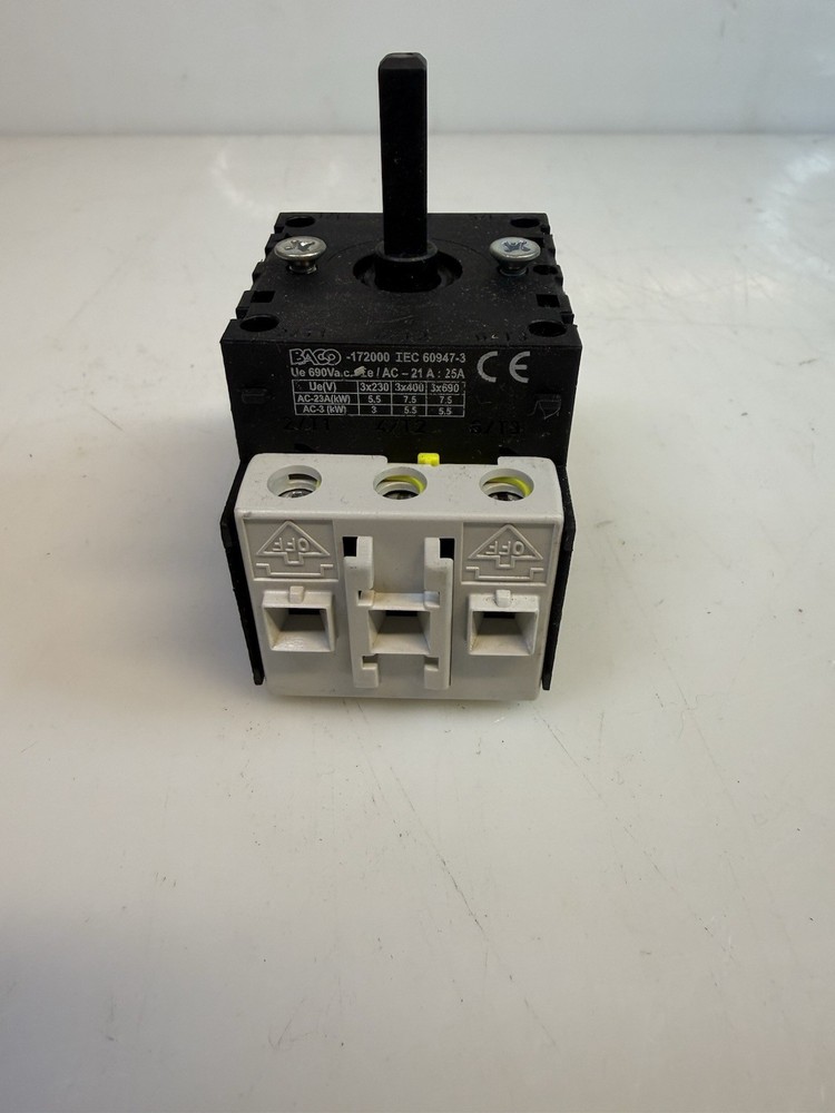 Baco Controls 172000 Disconnect Switch