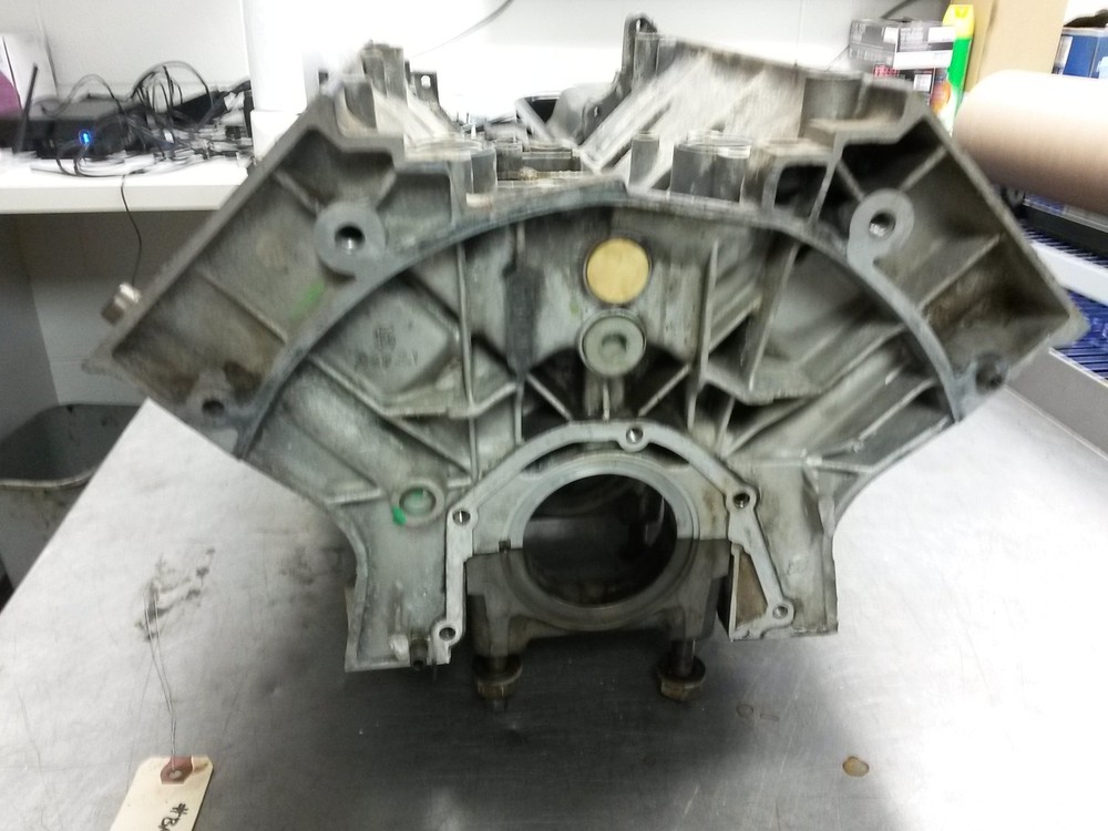Engine Cylinder Block For 88-92 Eagle Premier 3.0 7946000191
