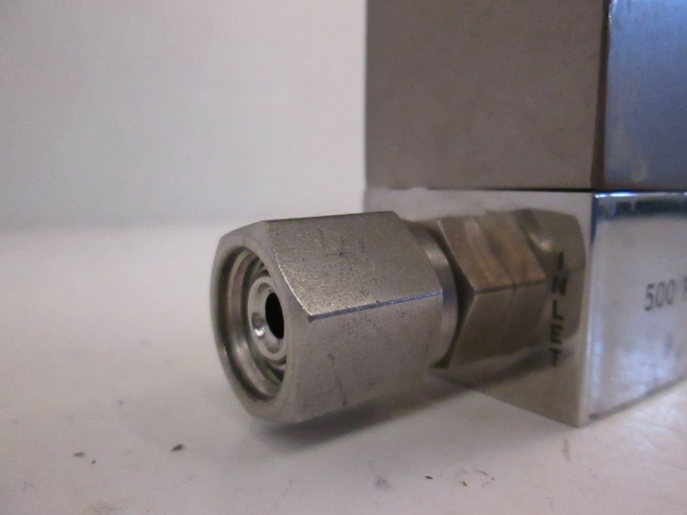 Unit UFC-1500A Mass Flow Controller, Gas, N2, 1 SLPM