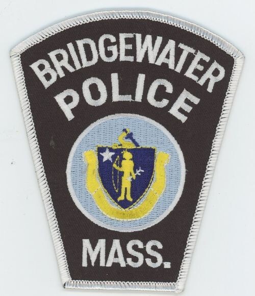 MASSACHUSETTS MA BRIDGEWATER POLICE NICE SHOULDER PATCH SHERIFF