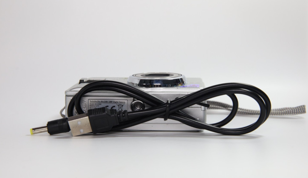 Technika Pro SH-C350 12MP Compact Digital Camera - TESTED