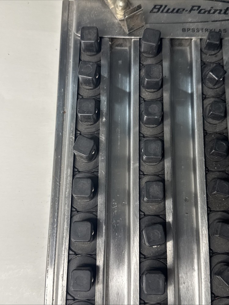 BLUE POINT 20" Combination Drive Size Lock-A-Socket Tray - BPSSTRYLAS