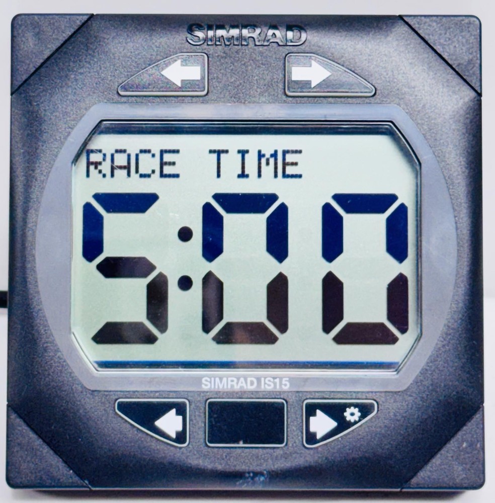 Simrad IS15 Multi Instrument Display