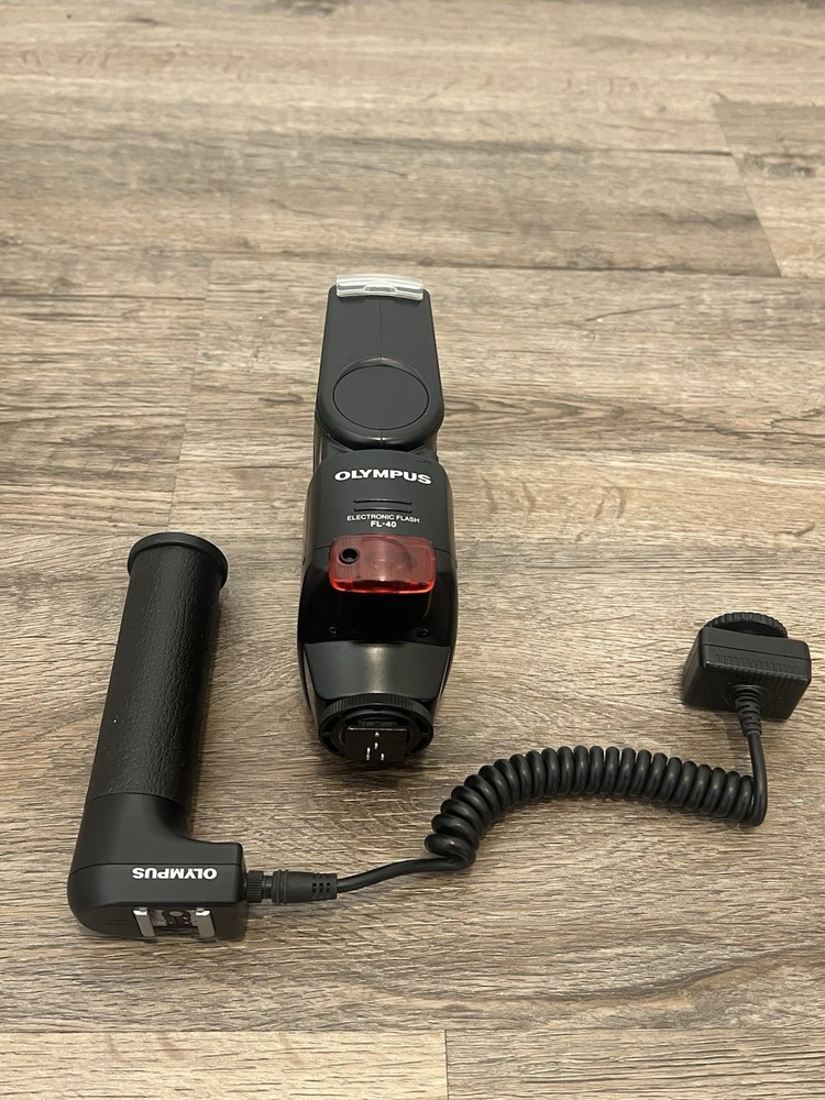 Olympus FL-40 Electronic Flash Unit Works
