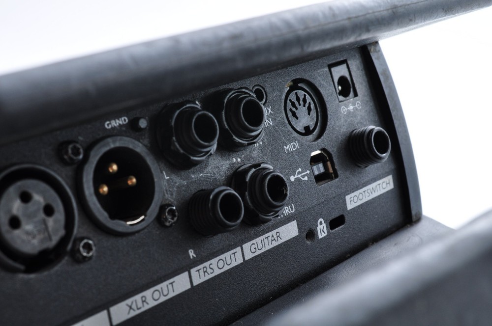 TC Helicon Voicelive Touch Vocal Effects Processor w/Adapter Working 3512666