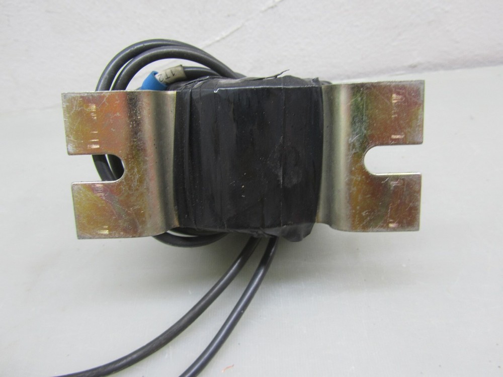 CROMPTON 812-943 CURRENT TRANSFORMER 75/5A, USED