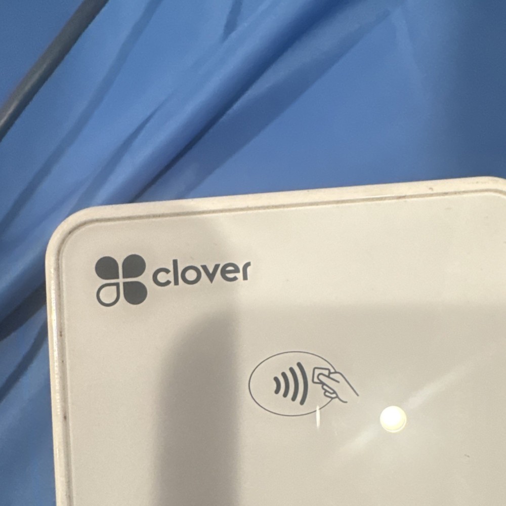 Clover Credit Card Terminal & Reader with Power Adapter