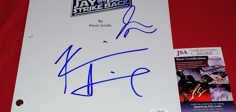 Kevin Smith & Jason Mewes Signed JAY AND SILENT BOB STRIKE BACK Script (JSA COA)