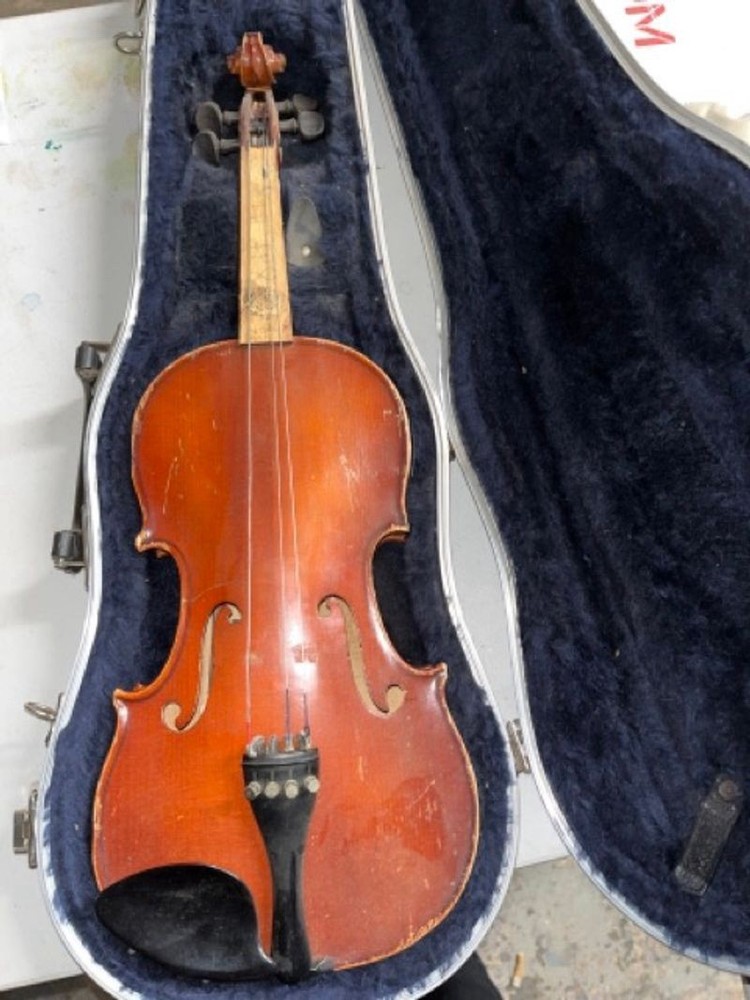 Vintage Violin With Case