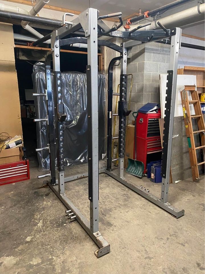 Hammer Strength Commercial Squat Rack