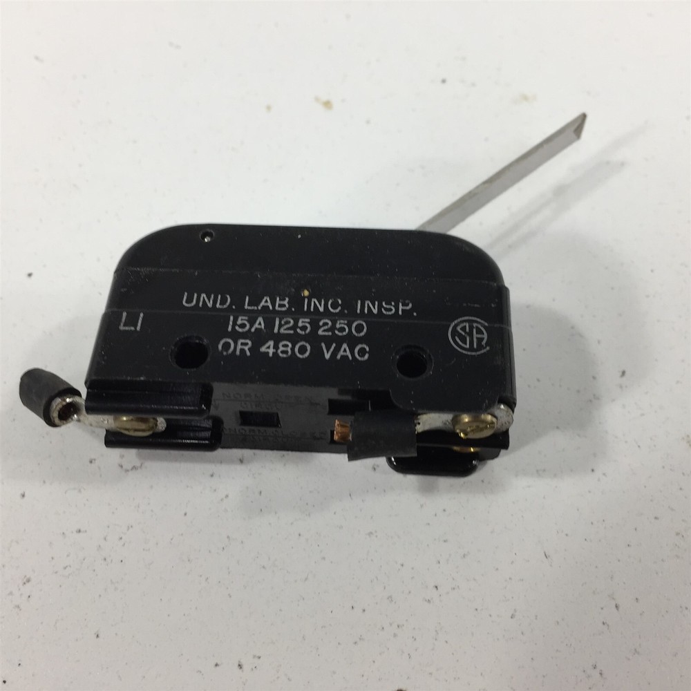 (1) Honeywell BZ-1RW8467 Microswitch