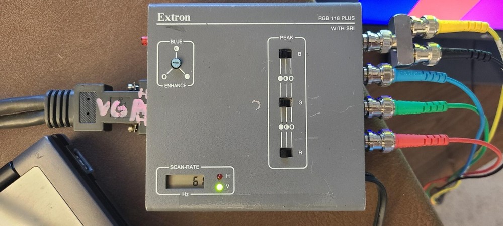 Extron RGB 118 Plus Computer-Video interface