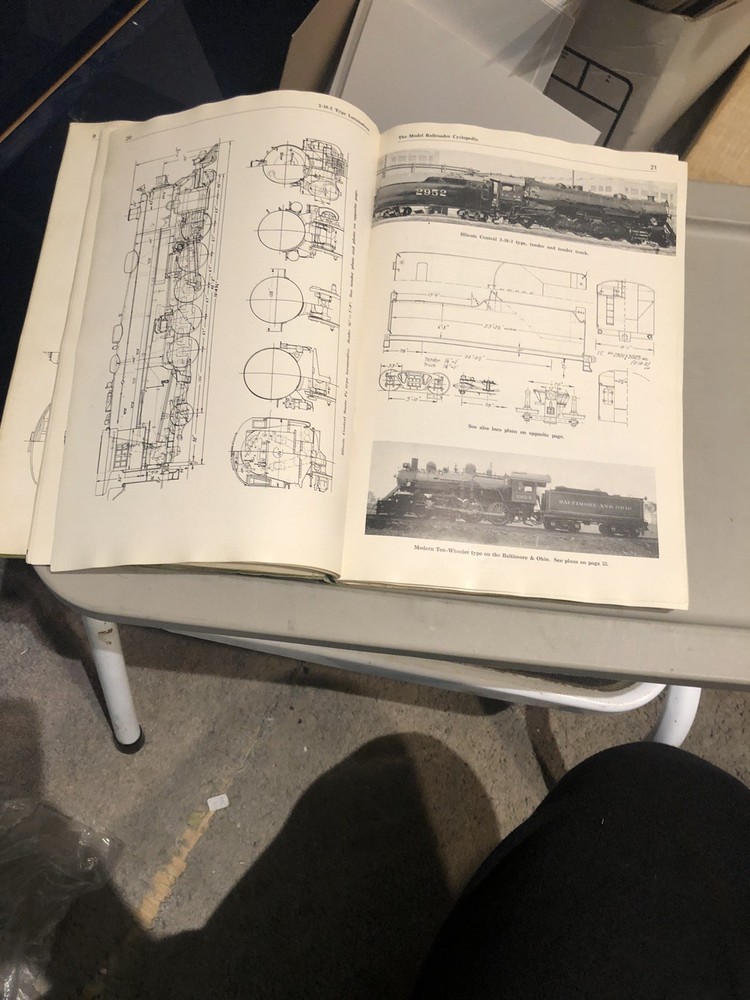 1941 The Model Railroader Cyclopedia-Vintage Train Plan Book