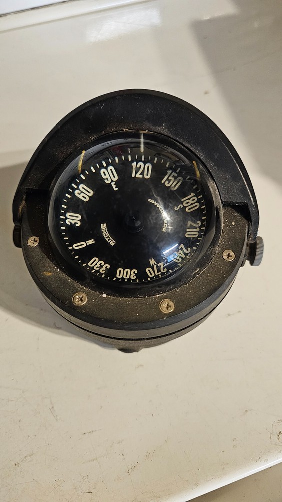 Ritchie voyager boat compass B-80