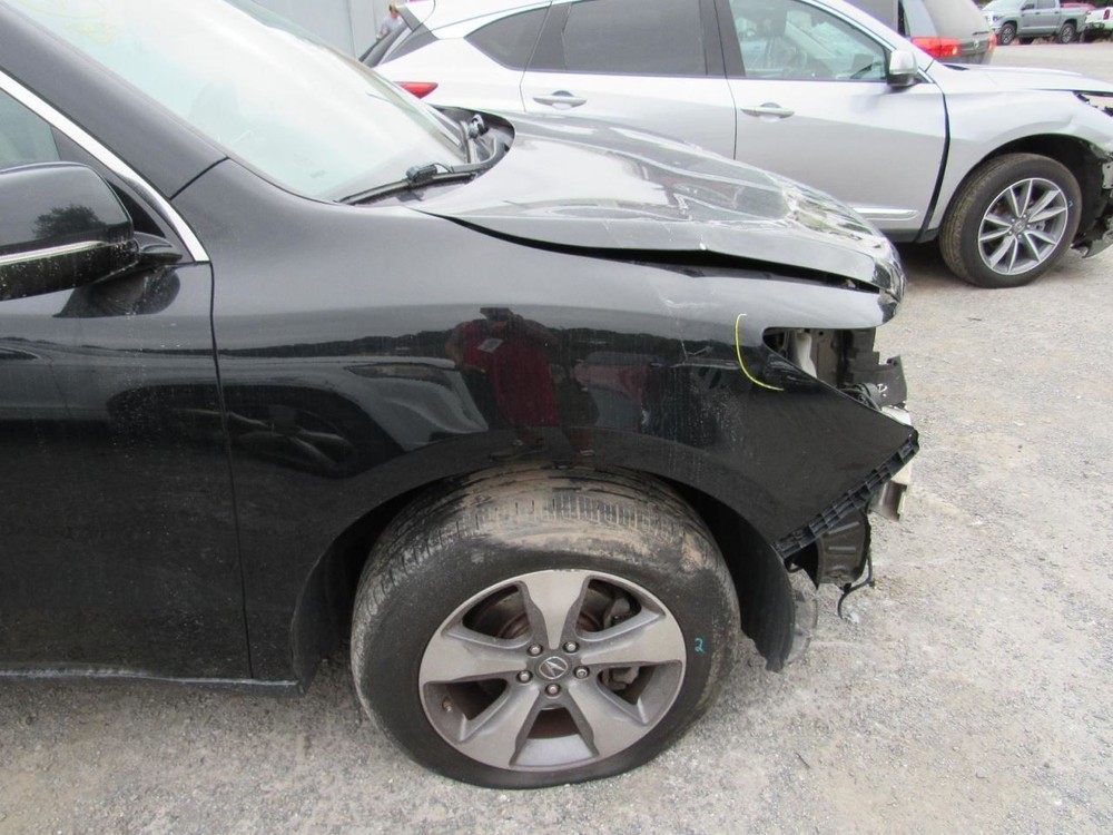 MDX 2014 Glove Box 1073391