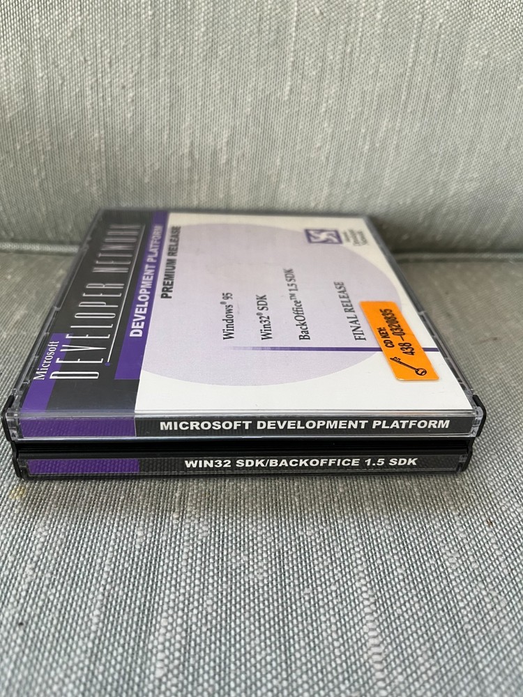 Set 3 CD Microsoft Developer Network w/CD Key Development Platform Final Premium
