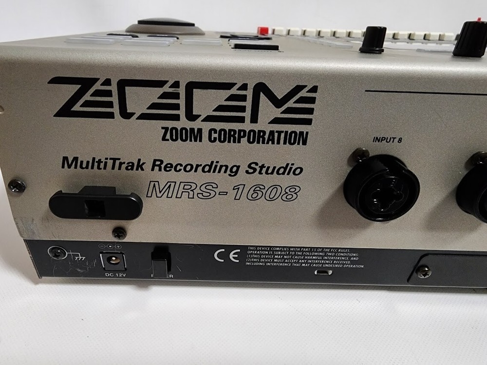 Zoom MRS-1608 Multi-Track Recorder