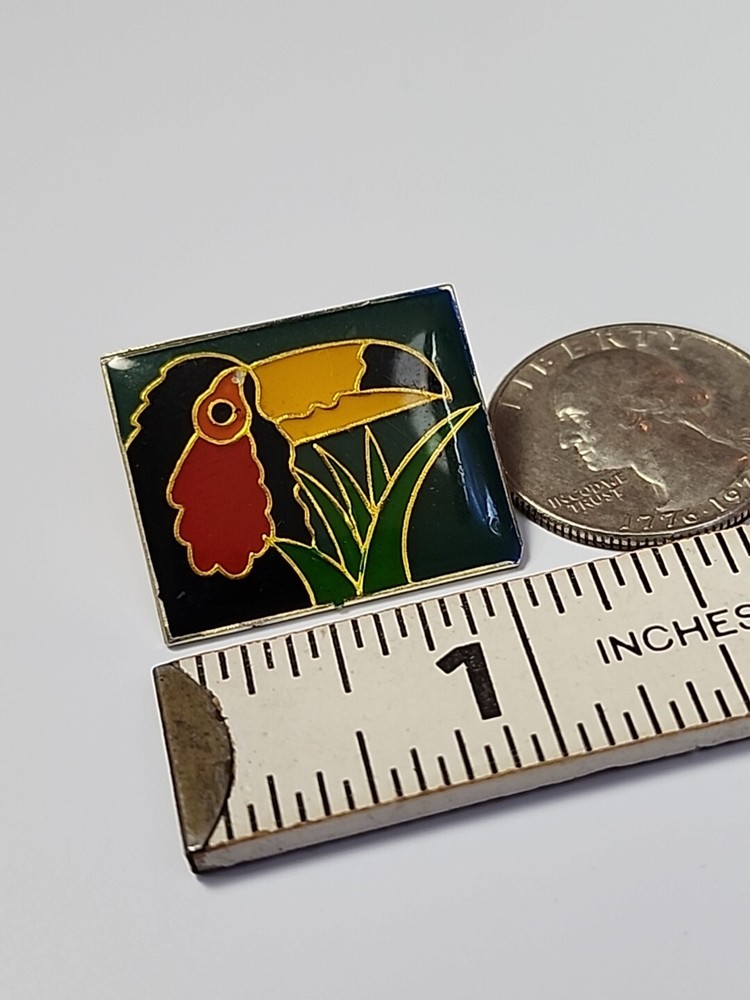 Parrot Bird Lapel Pin •
