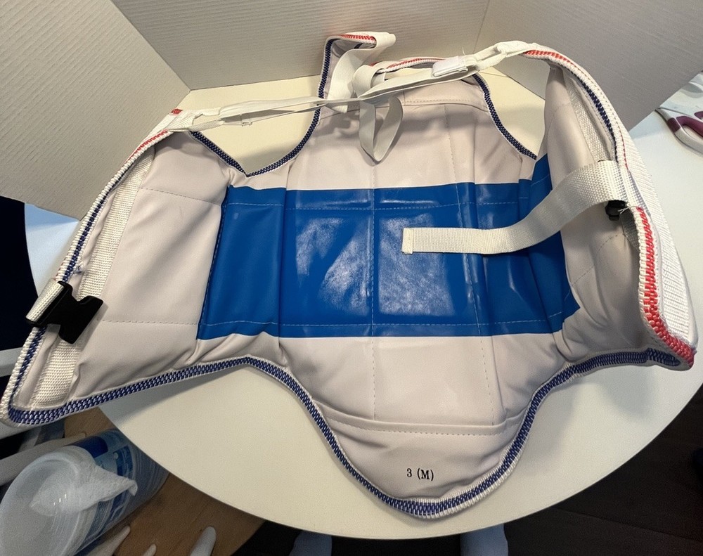 Martial Arts Sparring Vest Size Medium With Bag
