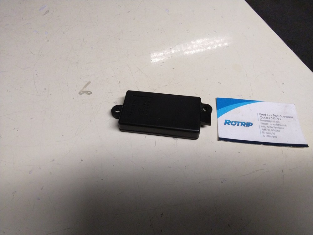 BMW E64 6 SERIES CABRIOLET ALARM CONTROL ECU MODULE 6950525.