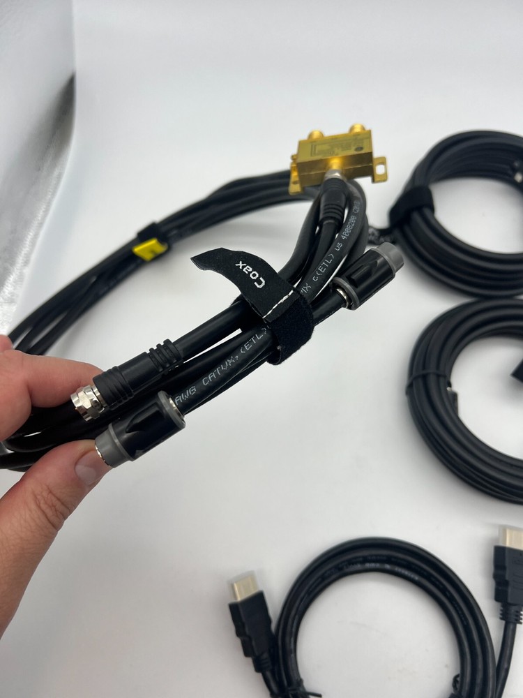 Mixed Lot of 4 Xfinity Comcast Cables