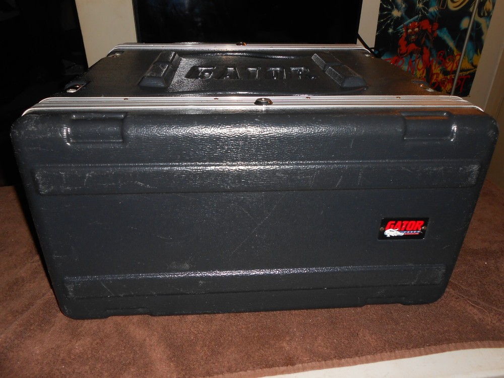 Gator G-SHOCK 4L Shockmount 4U Rack Case