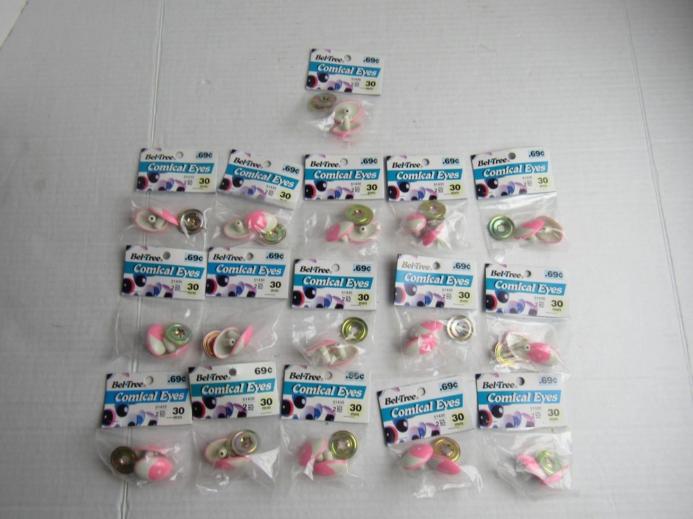 Bel-Tree Comical Eyes Pink  16 Packs 30mm