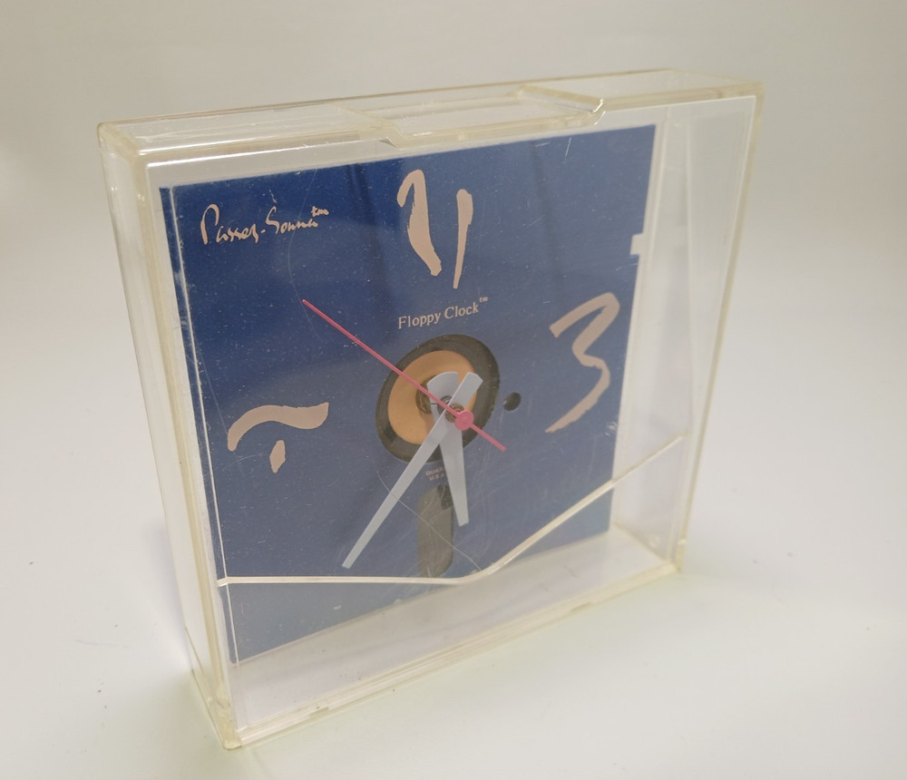 Vintage Floppy Clock Desk Clock