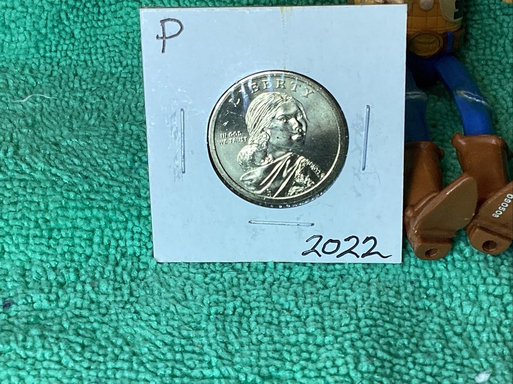 2022 P & 2022 D 1💰SACAGAWEAS UNCIRCULATED