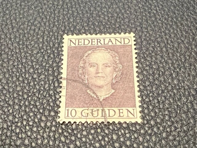 Netherlands 322 used