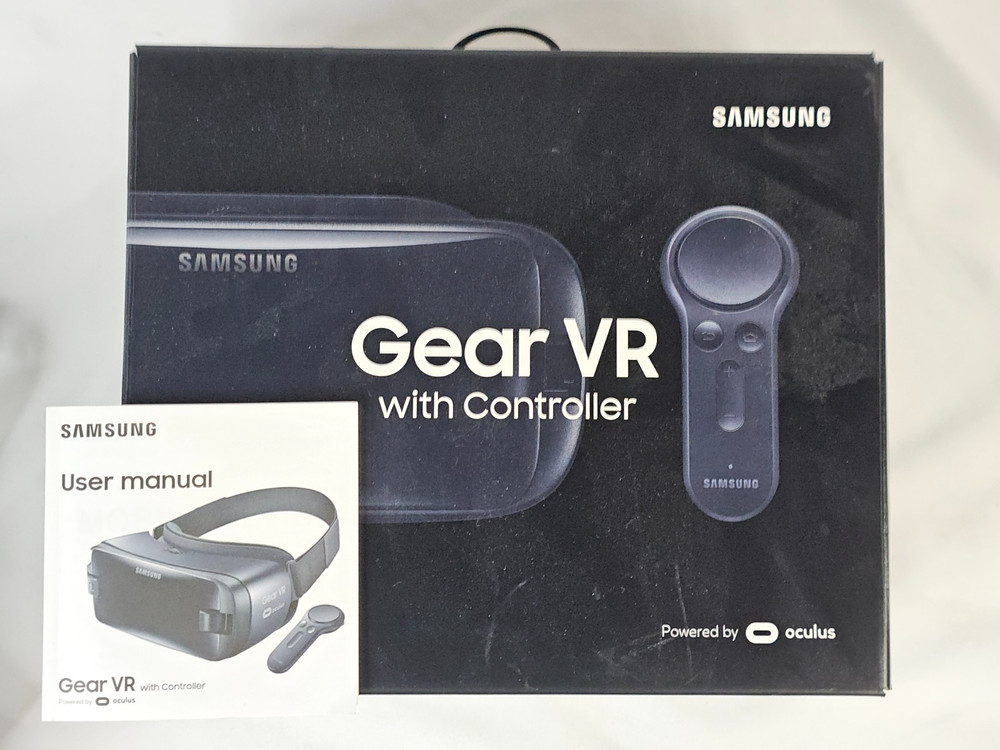 Samsung Gear VR with Controller, Complete in original box, Classic OG VR Tech!