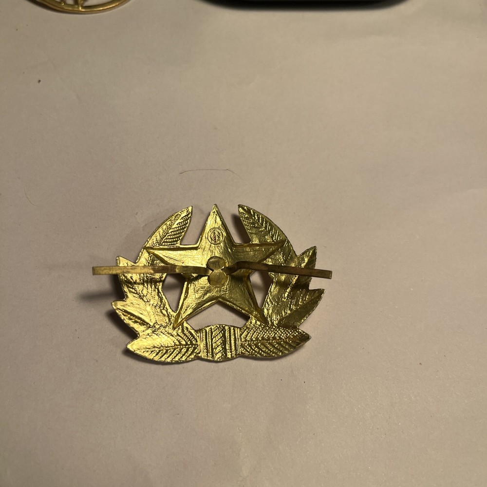 USSR/soviet Russian Red Army Sergeant Cap Badge